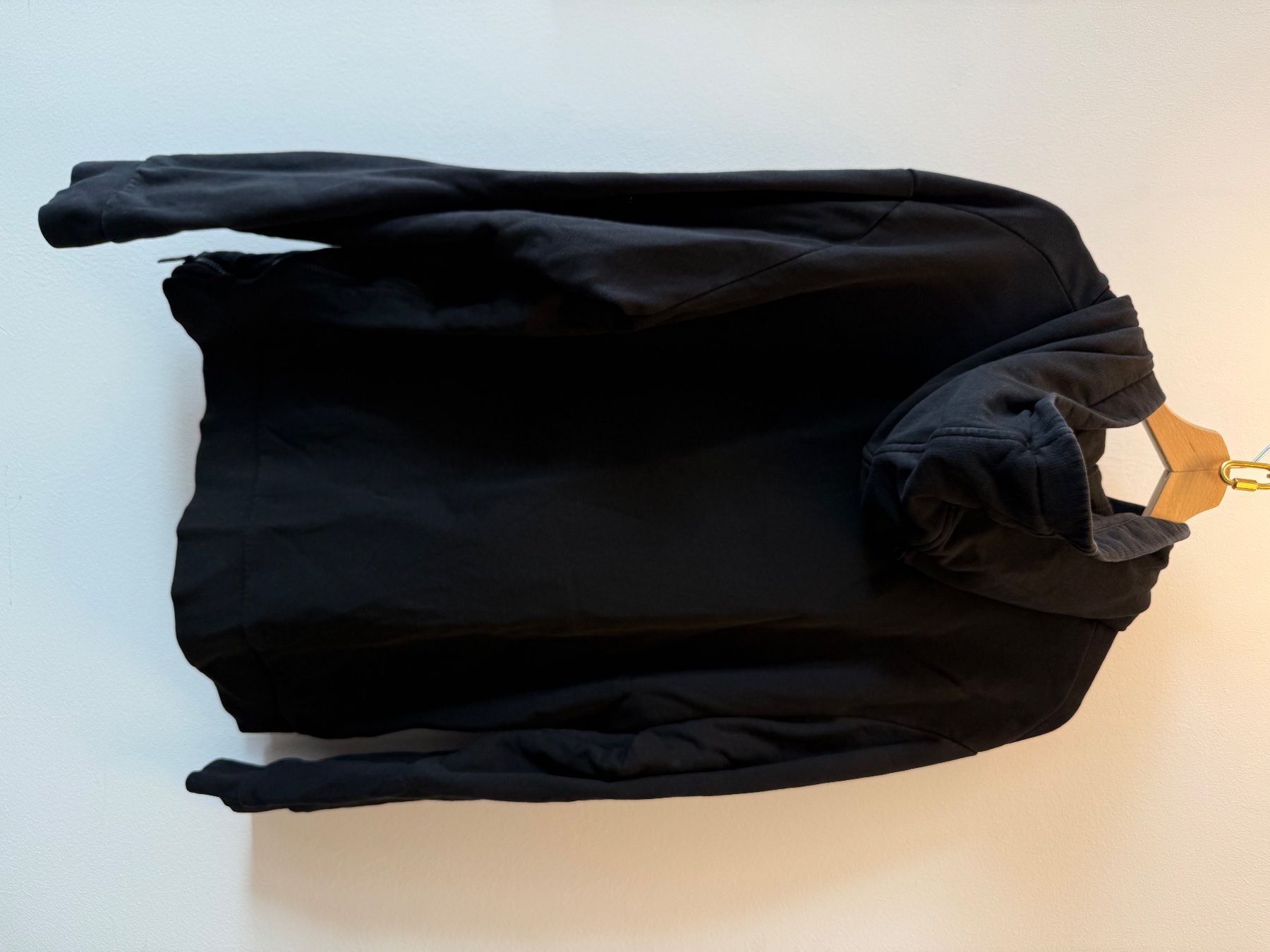 Karl Lagerfeld Maglioni & Felpe: KARL LAGERFELD Hoodie – Usato da Schlieren venduto da svenbaettig 4