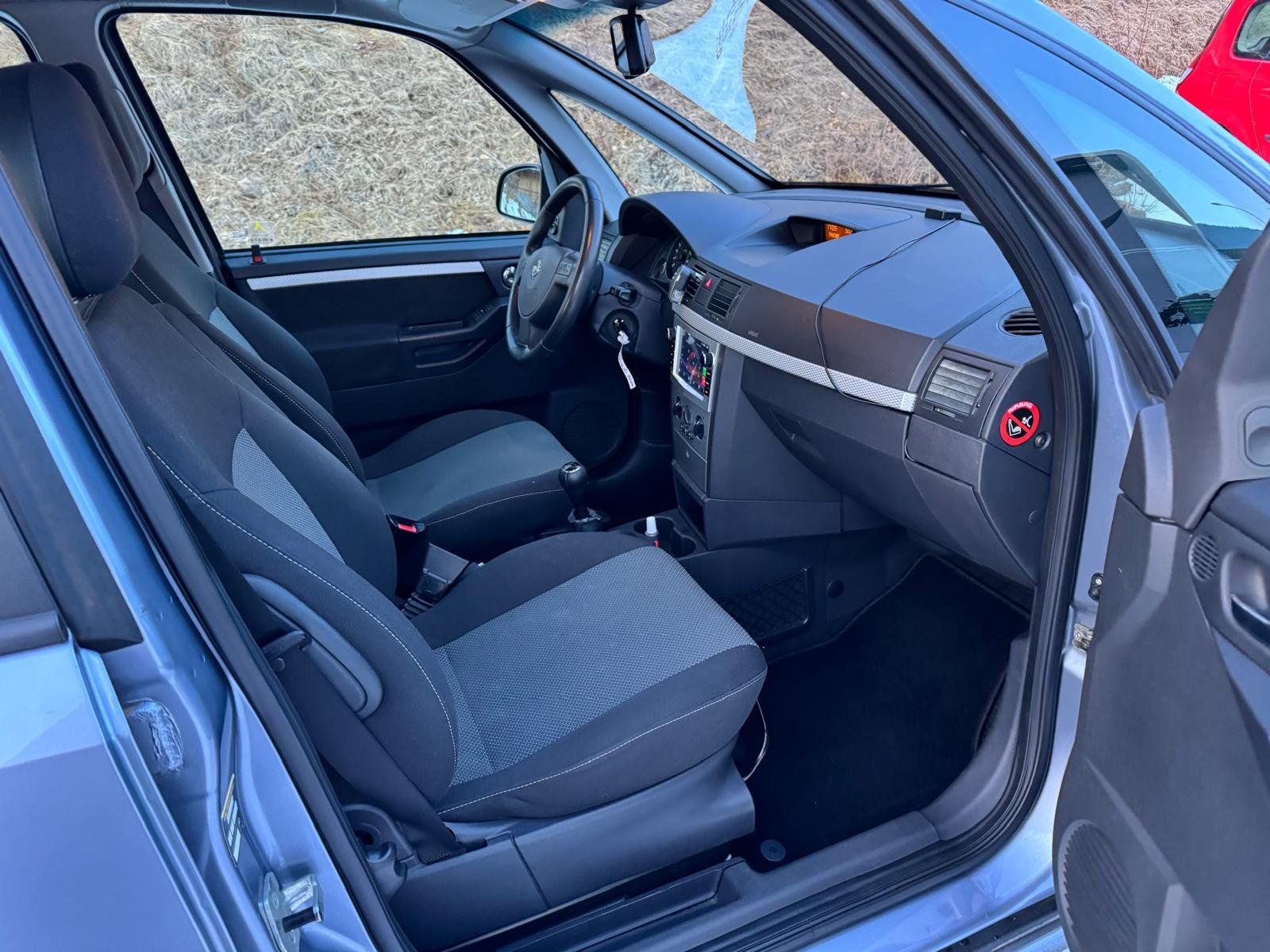 Opel Autos: Opel Meriva A 16 77KW – Gebraucht aus Couvet von Geiser-Automobiles 4