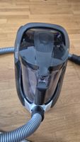 Rowenta Silence Force Cyclonic Staubsauger beutellos, schwar