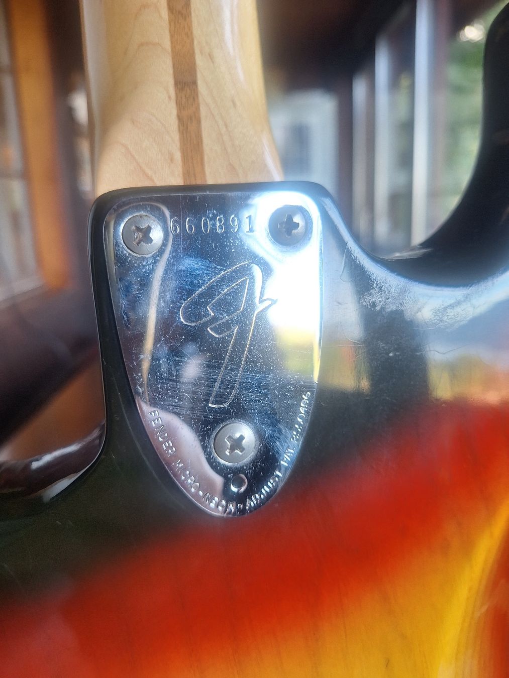 Fender Strumenti musicali: Fender Stratocaster sunburst 1975 – Usato da Le Sentier venduto da shuck 5