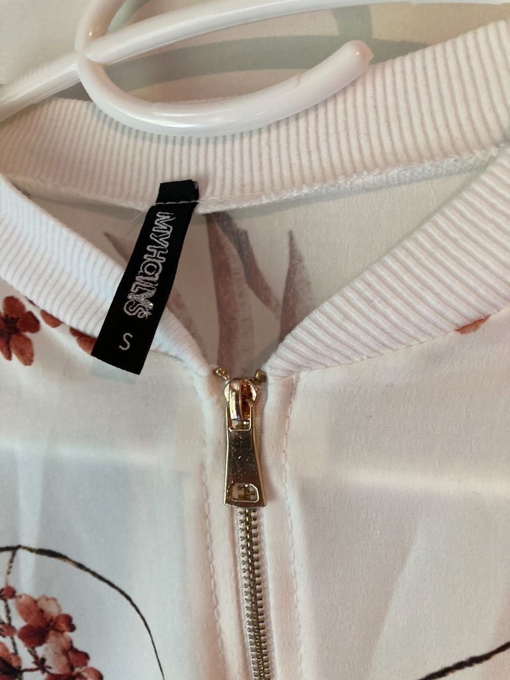 Giacche: Dünne weisse Jacke mit Vogel Gr. S – Usato da Thun venduto da Vans_98 2