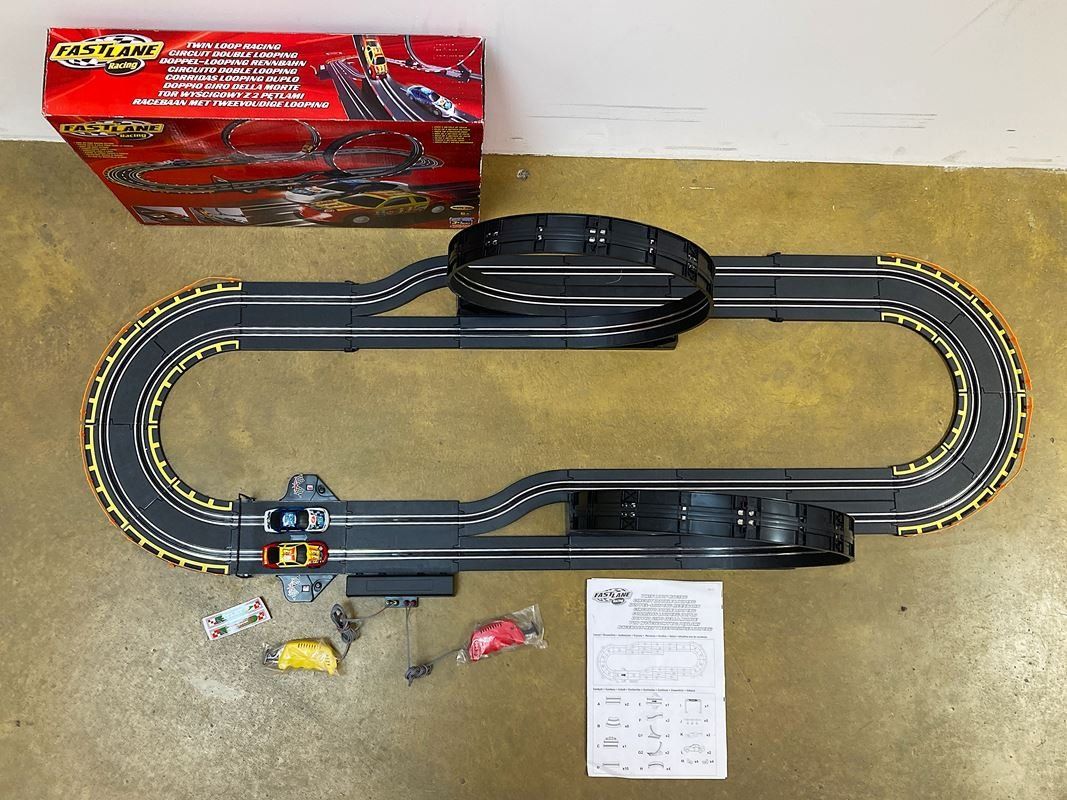Piste: FASTLANE RACING | Twin Loop Racing | Rennbahn | 5m – Usato da Wittenbach venduto da Restwert_St-Gallen 3