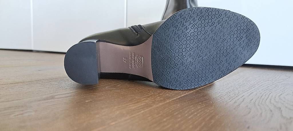 Scarpe da donna: Navyboot Stiefel Grösse 37 – Usato da Hergiswil NW venduto da nad_py7f 3