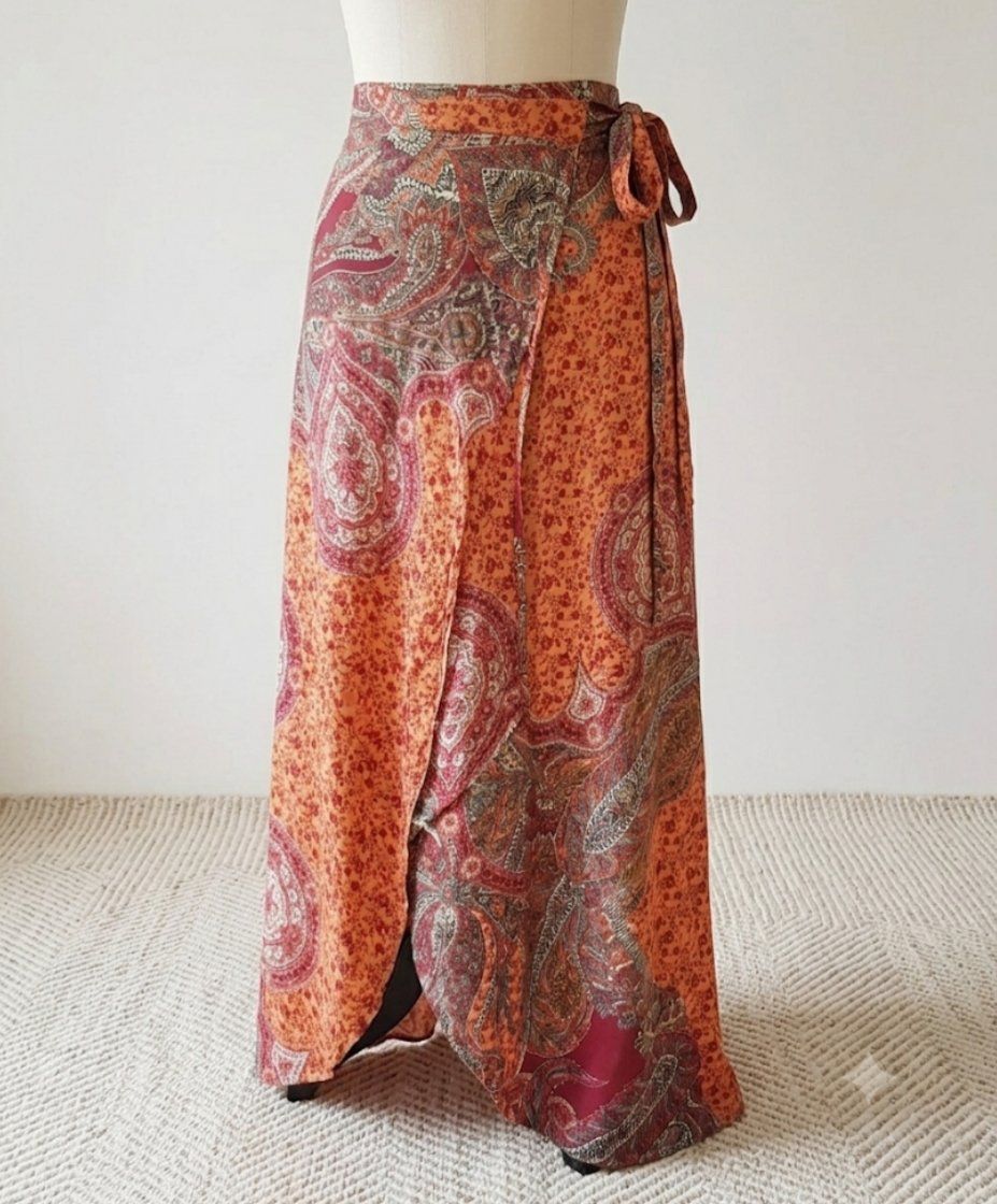 Gonne: Boho Wickelrock Paisley Muster S-M Viscose – Usato da Menznau venduto da Valinor 3
