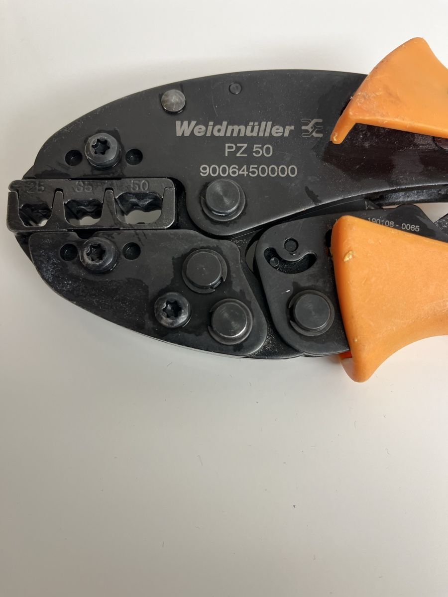 Tutti gli attrezzi: Weidmüller PZ50 Kabel Schuhpresszange  – Usato da Neerach venduto da fuz_8d7l 1