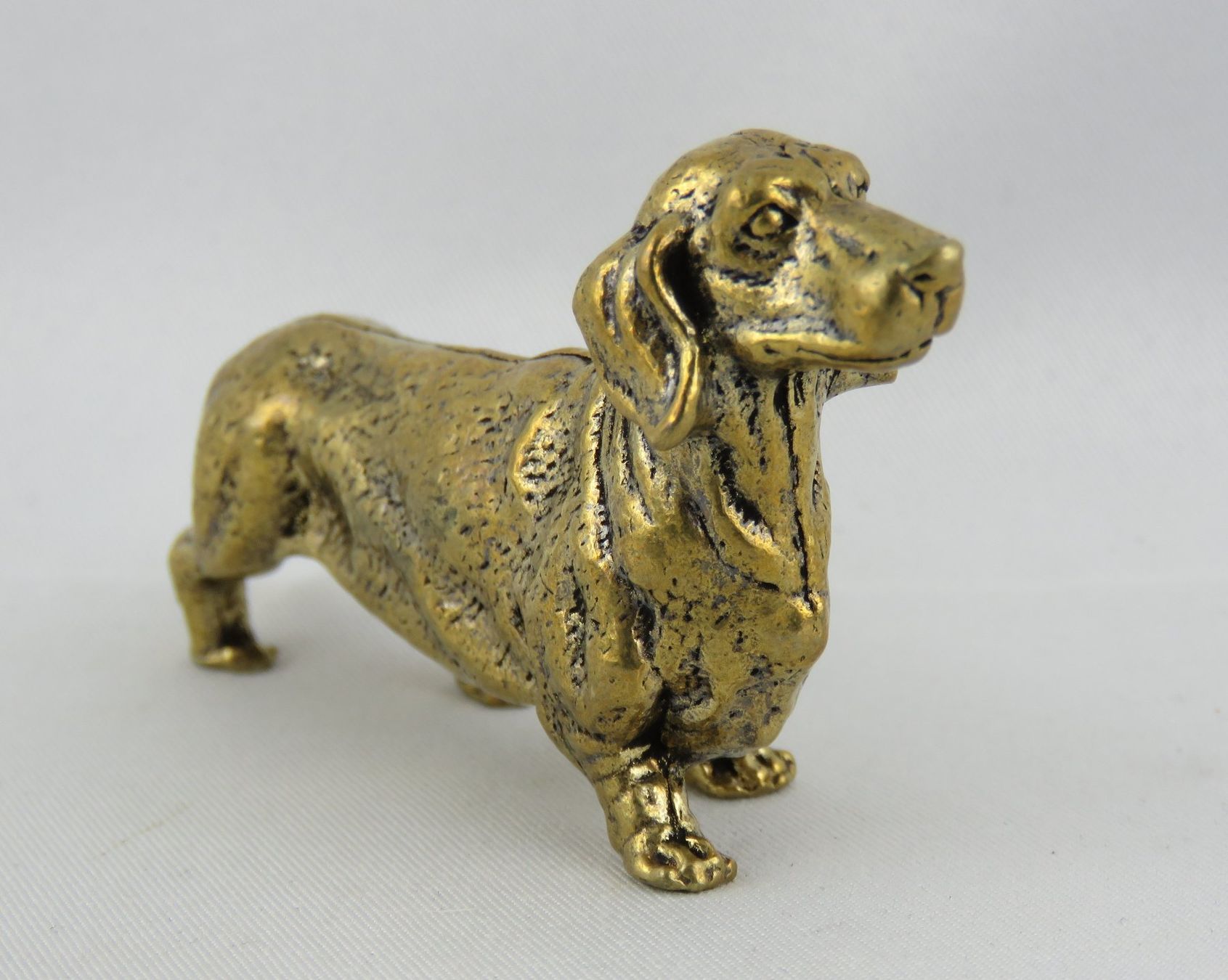 Statuette: DACKEL - Hunde Messing Figur - Dekoration -  7x4cm – Nuovo e nell'imballaggio originale da Grenchen venduto da Yamahwildstar16 2