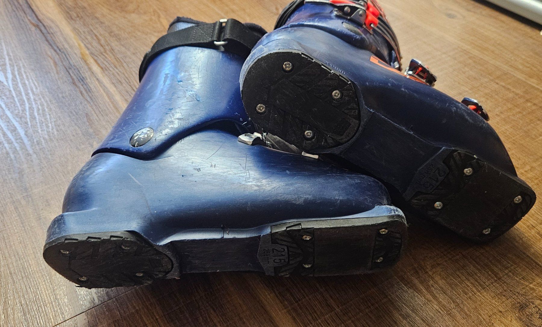 Lange Scarpe da uomo: SKISCHUHE LANGE Gr.33 – Usato da Aesch LU venduto da Lavendell 1