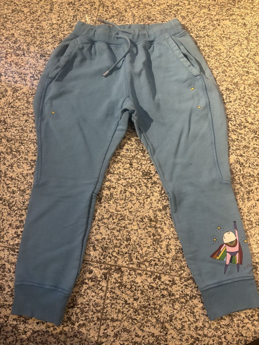 Dsquared2 Lotti di vestiti: Coole Jogginghose mit Oberteil – Usato da Kilchberg ZH venduto da Olimanna 3