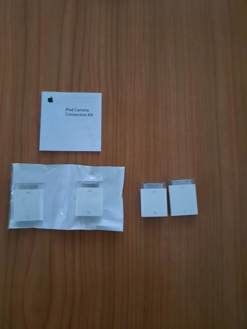 Unità & Adattatore: 4 x iPad Camera Connection Kit Adapter – Usato da Ibach venduto da urs_sl5h 2