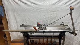 Antike Strickmaschine Marke Dubied