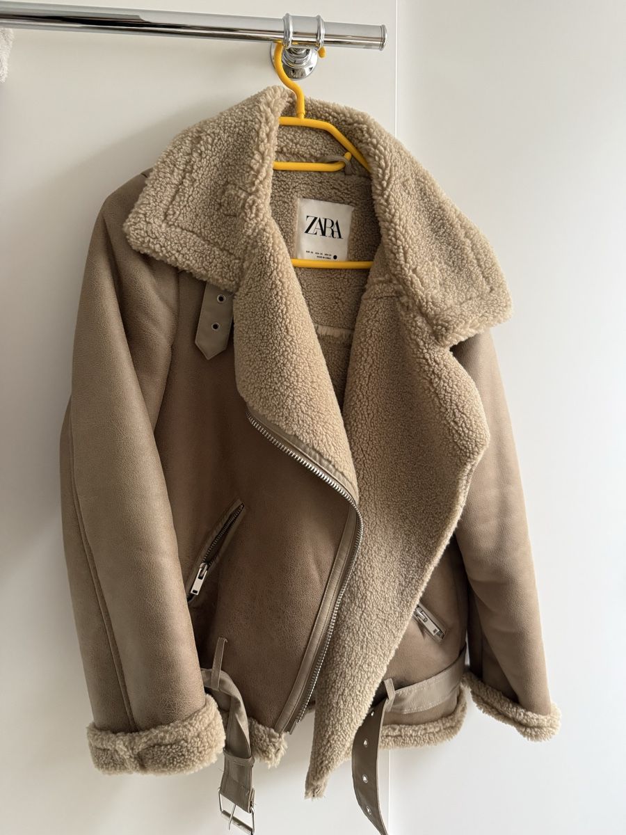 Zara Giacche: Zara Shearling Jacke – Nuovo (secondo la descrizione) da Vaduz venduto da GiuliaSu 1