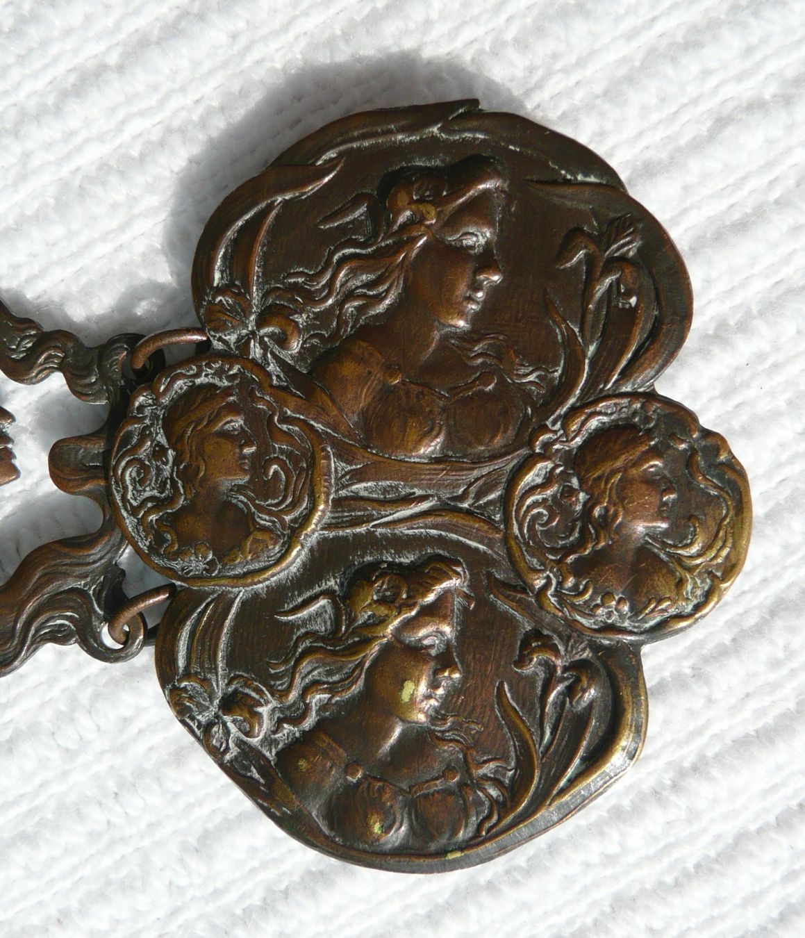 Gürtel: Damen Gurt Metall Jugendstil – Gebraucht aus Trasadingen von Traadinger 1