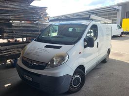 Dachträger und Leiter für Opel Vivaro, Renault Trafic
