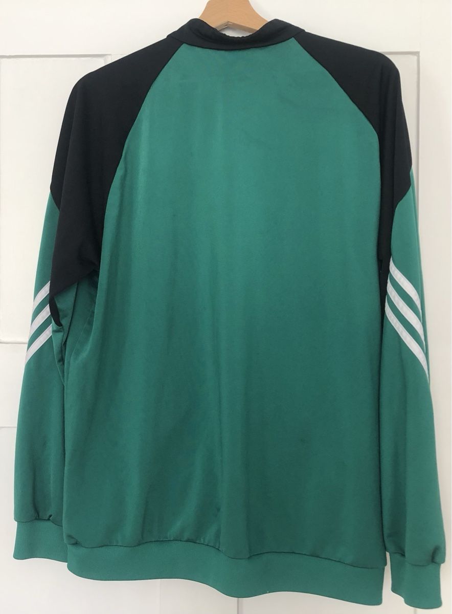 Adidas Giacche: Adidasjacke – Usato da Zürich venduto da j.5k7 1