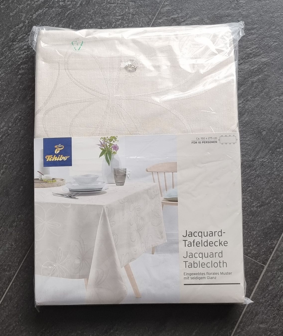 Decken: Tchibo Jacquard Tafeldecke 150x275 – Neu und originalverpackt aus Frauenfeld von Bleeddragon
