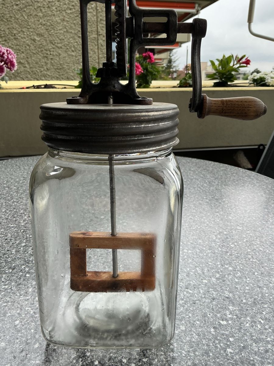 Bicchieri: Antikes Butterglas. 1 Liter – Usato da zuerich venduto da Simens1
