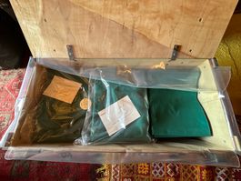 Caisse militaire de linges verts