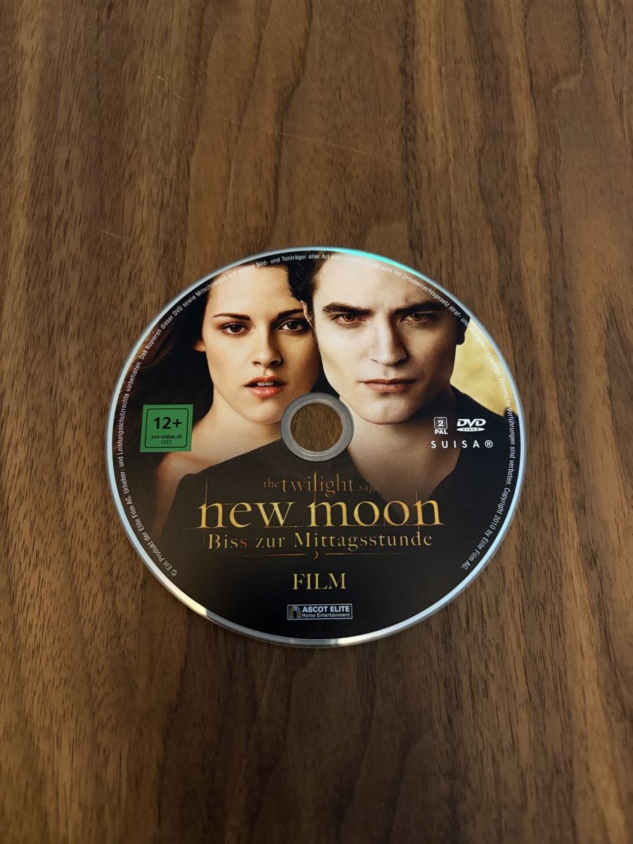 Tutti i DVDs: DVD New Moon (Twilight) – Nuovo (secondo la descrizione) da Zürich venduto da powrpff