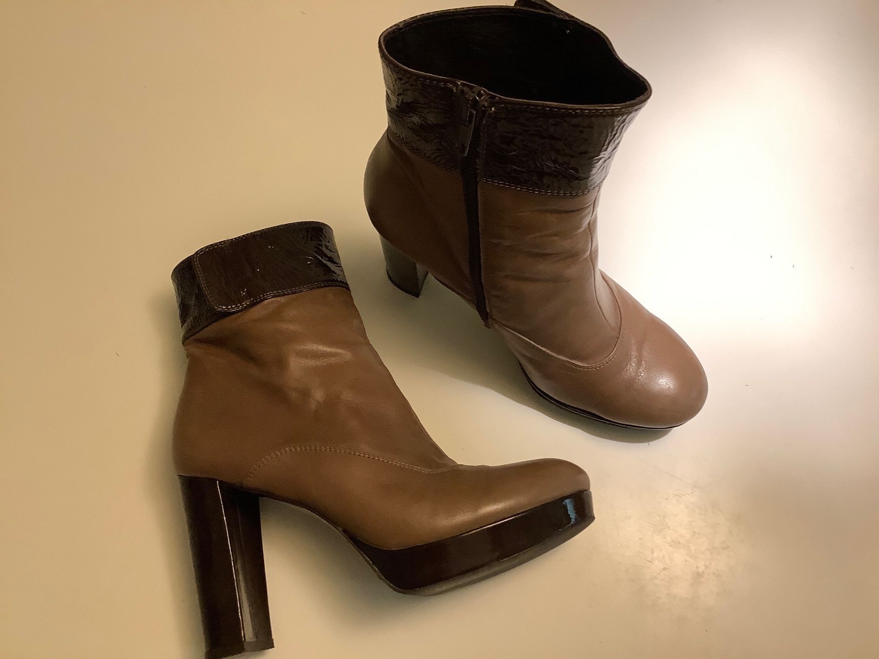 Scarpe da donna: Leder-Stiefletten – Usato da Triesen venduto da boston7 1