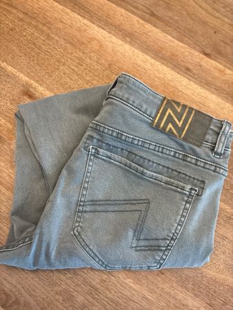 Nile Jeans Grösse: S +  / Farbe: grün- grau