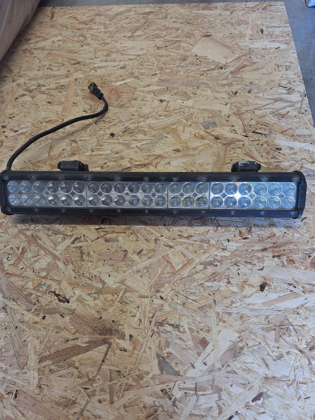Alle Ersatzteile: led Balken – Gebraucht aus Saas im Prättigau von man_8jjm 1