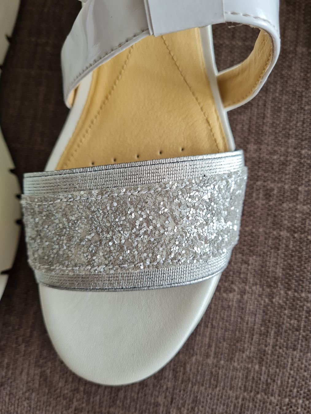 Geox Scarpe da donna: Sandales Geox blanches pointure 39 neuves – Nuovo (secondo la descrizione) da Payerne venduto da wardi11 2