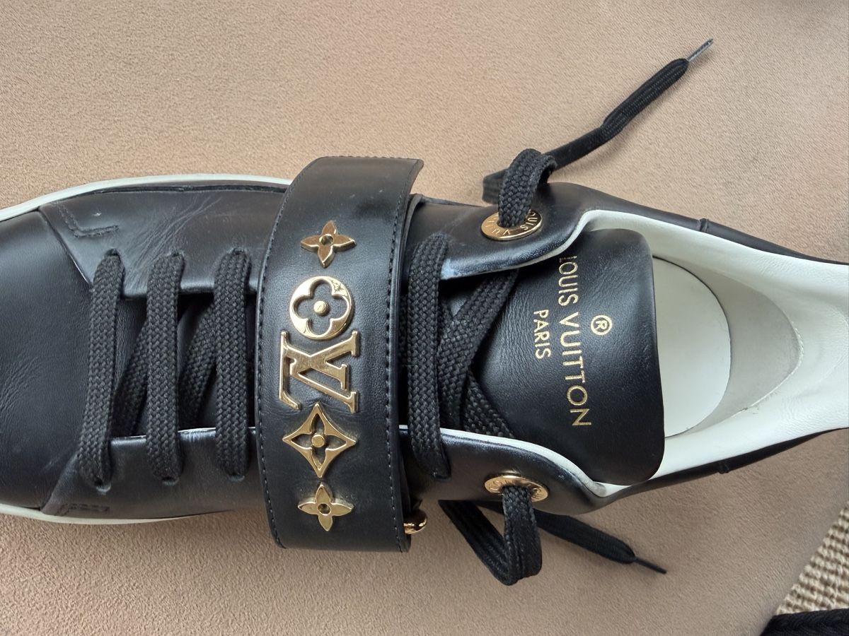 Louis Vuitton Scarpe da donna: Louis Vuitton - FrontRow Sneakers – Usato da Niederhasli venduto da Lady_k