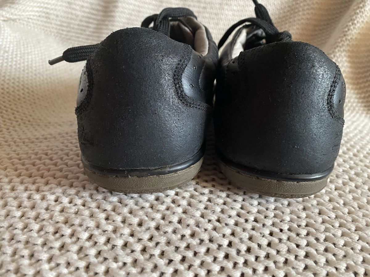 Skechers Scarpe da uomo: Skecher, 42, cuir noir, parfait état – Usato da Geneve venduto da Monthoux13 8