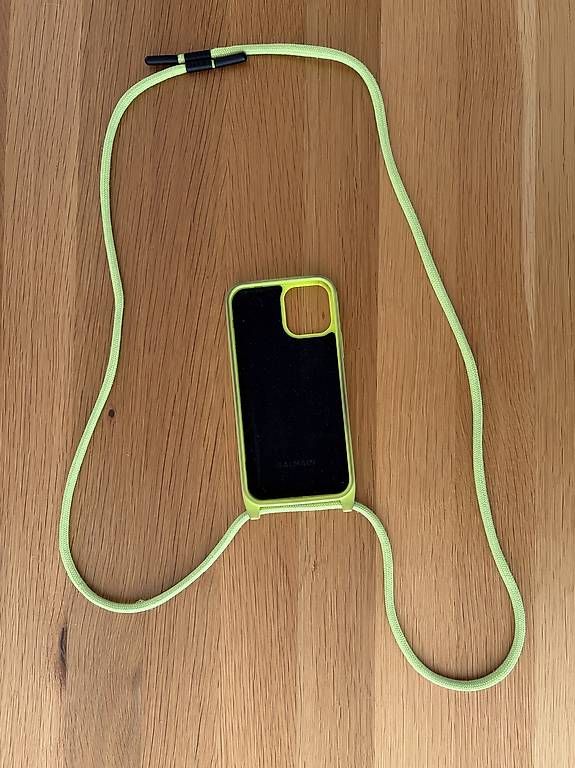 Cover & Protezioni schermo: Etui BALMAIN für iPhone 12 Pro – Usato da Gümligen venduto da 55_44 2