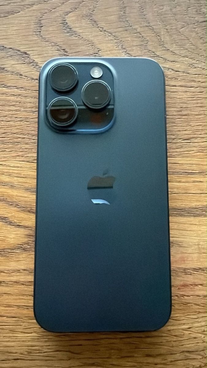 Apple Handys / Smartphones: iPhone 15 Pro Max 128 GB Blue Titanium – Gebraucht aus Grossaffoltern von dan_9s2z 2