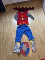 Déguisement chevalier enfant cape tunique bouclier bon etat