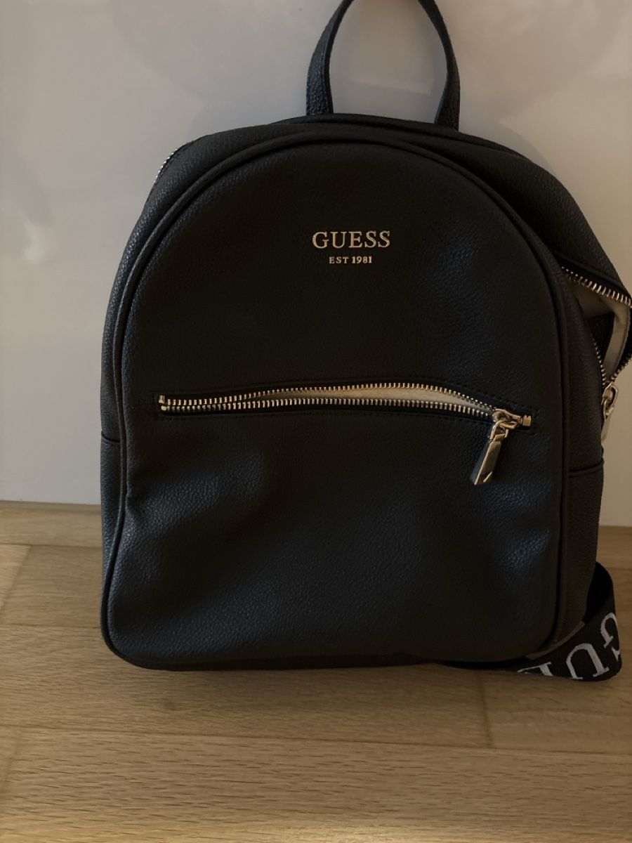 Guess Zaini: Guess Rucksack – Usato da Oberkulm venduto da TD13