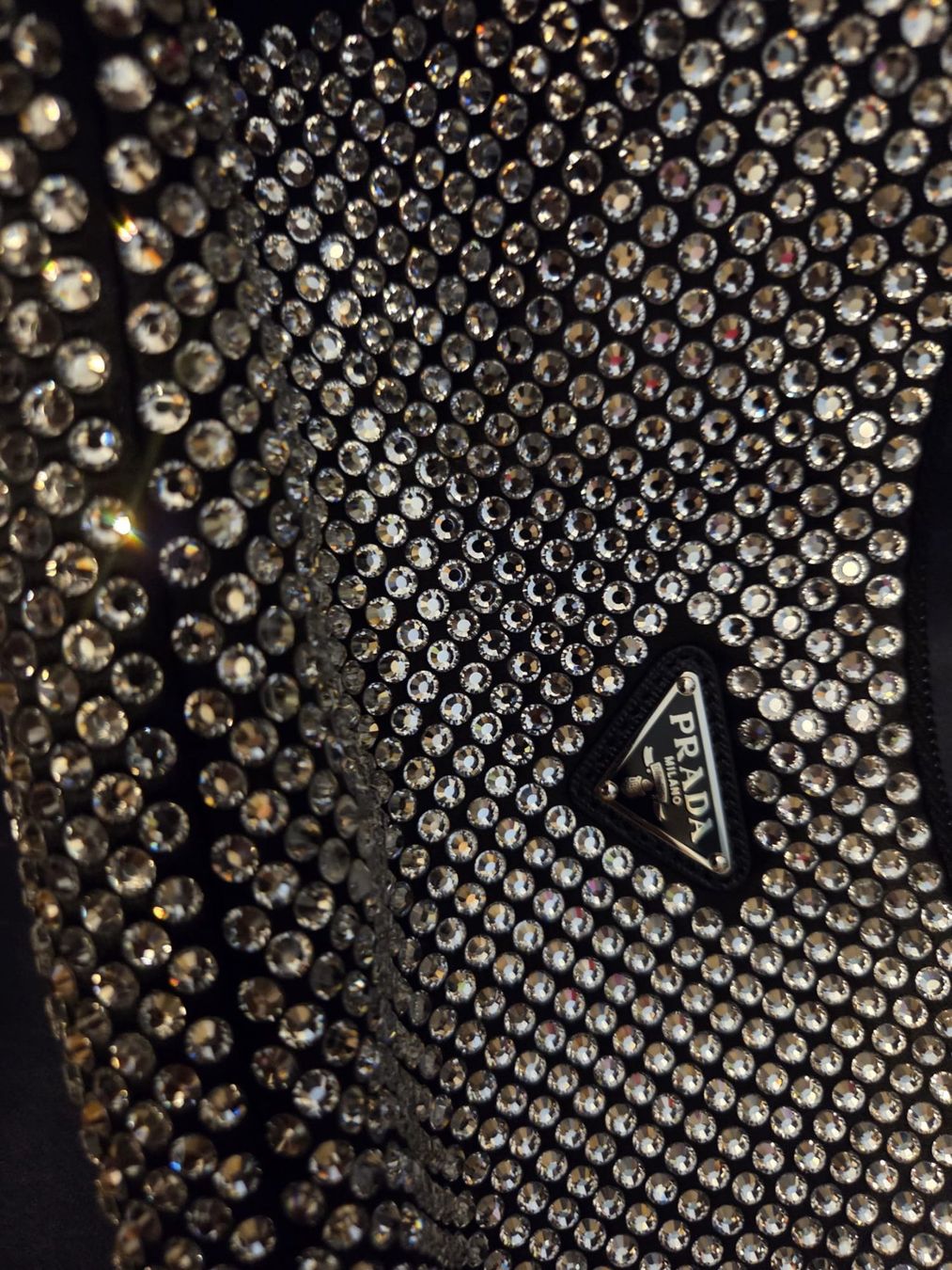 Prada Sacs femmes: Prada Strass Handtasche neuwertig – D'occasion à Sargans par ToeBee01 2
