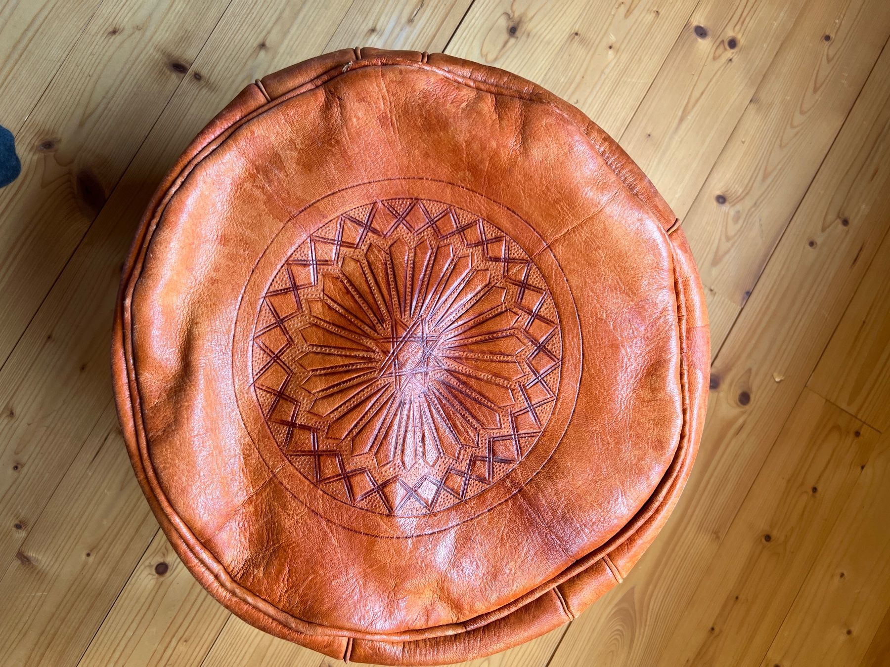 Sgabelli: Leder Pouf aus Marokko – Usato da Merzligen venduto da Paxi01 3