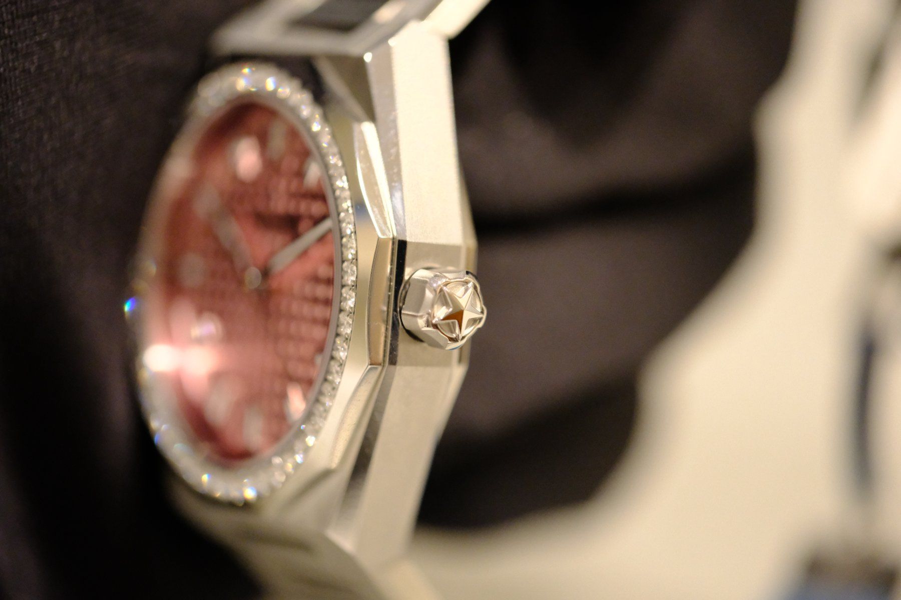 Zenith Uhren: Zenith Defy – Neu und originalverpackt aus Zermatt von Schindler_Zermatt 2