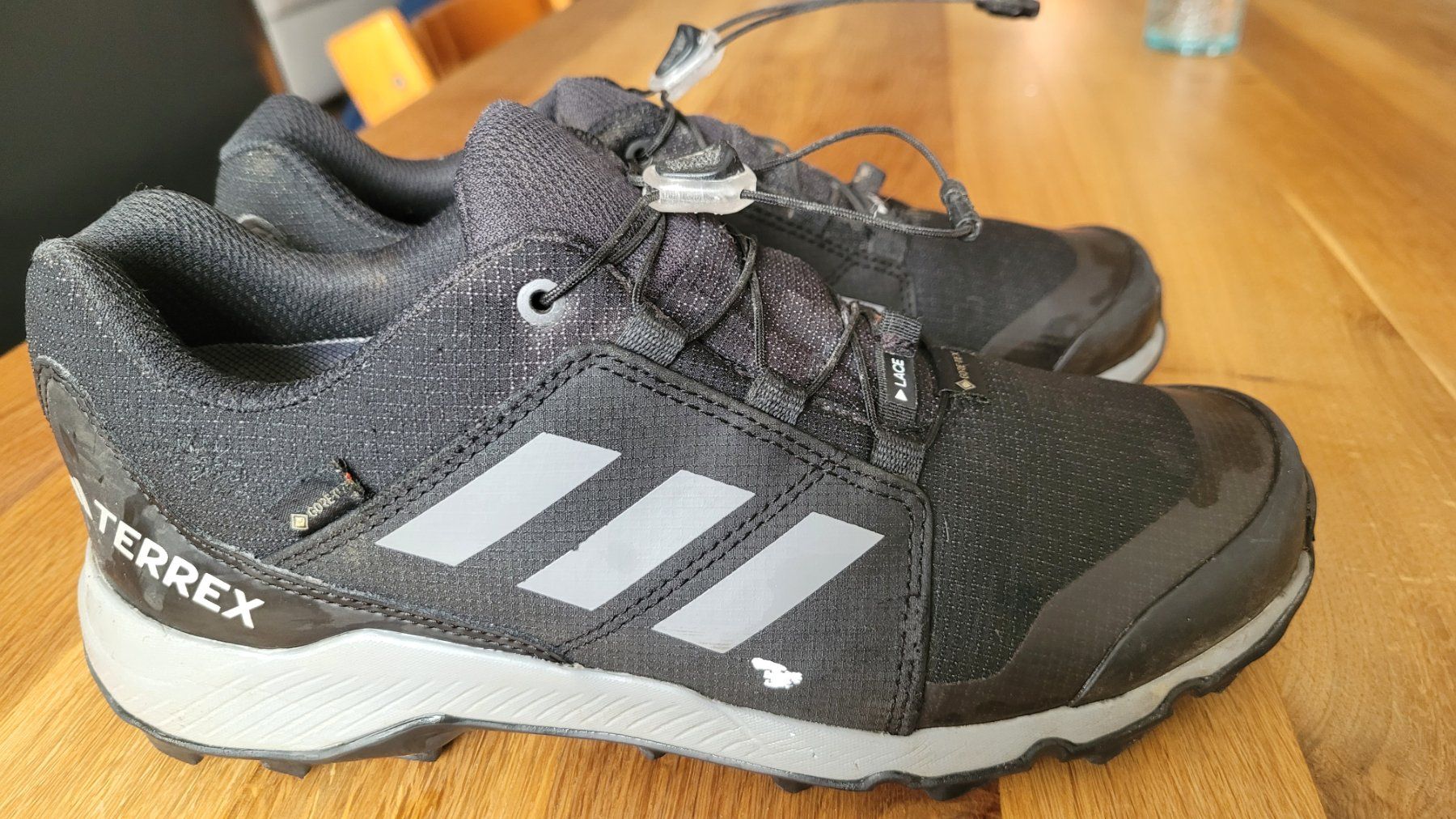 Adidas Schuhe für Jungen: Trekkinkschuhe – Gebraucht aus Oberbüren von ras_7lf2 5
