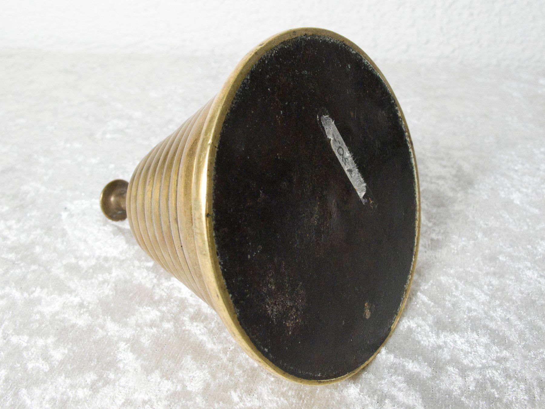 Campanacci mucche: BEEHIVE BELL Viktorianische Tischglocke 1870 – Usato da Blauen venduto da wosonst 4