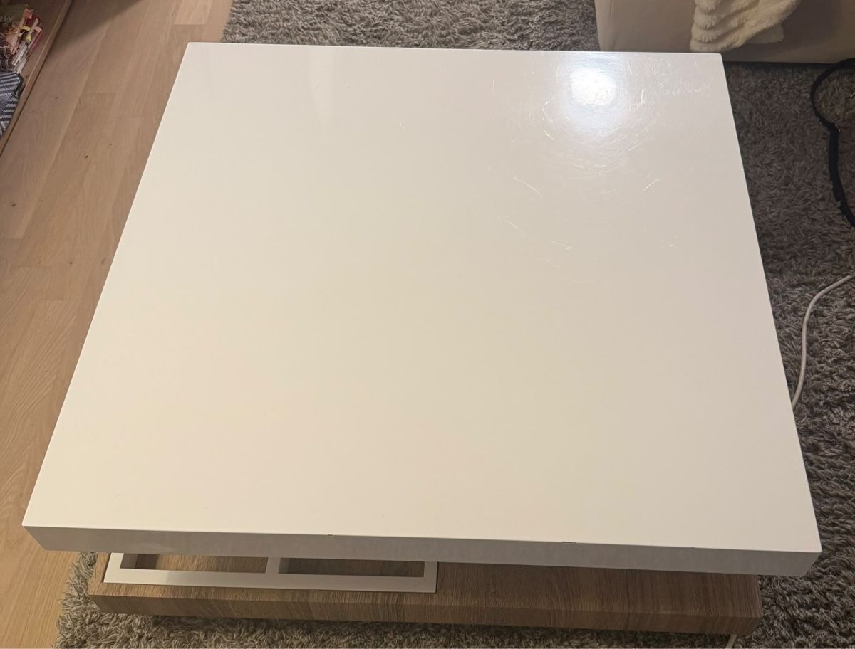 Tables: Table basse de salon rotative – D'occasion à Chavannes-Renens par mel_l8ww