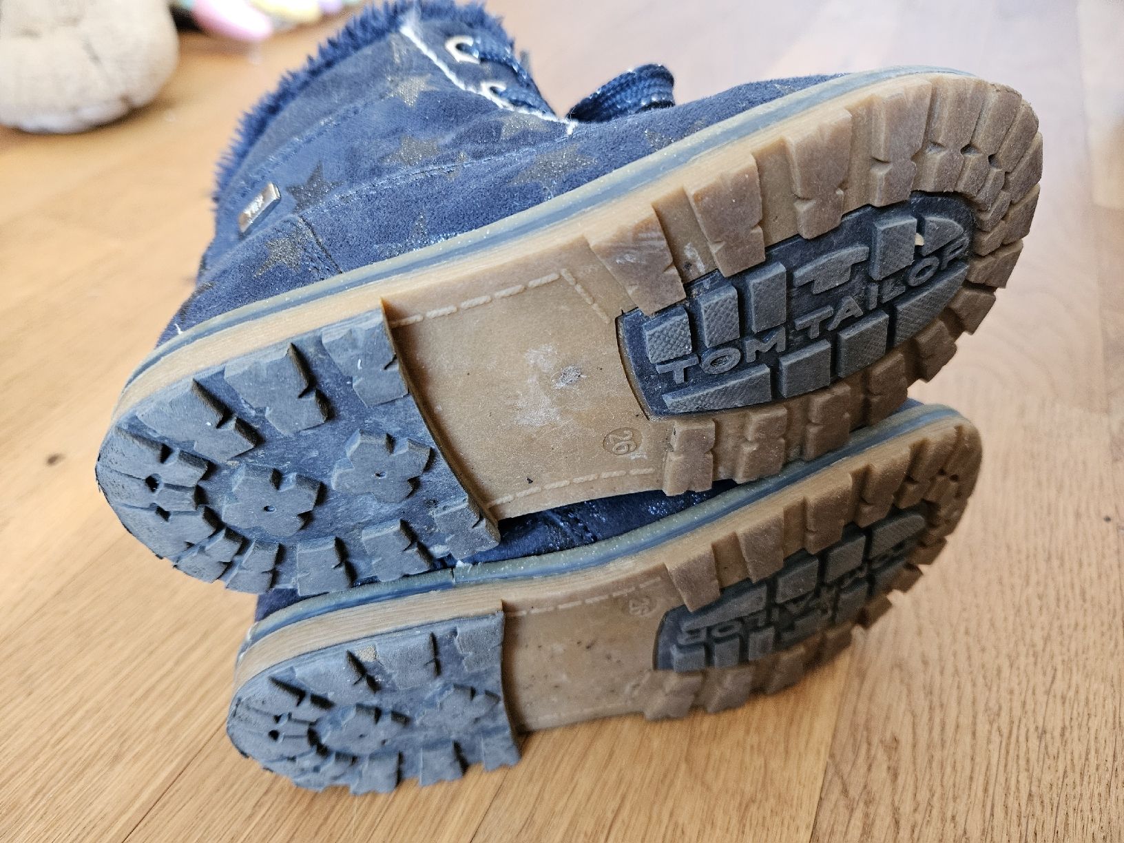 Tom Tailor Scarpe per ragazzi: Warme Winterschuhe Grösse 26 – Usato da Günsberg venduto da Sus_Anne 1
