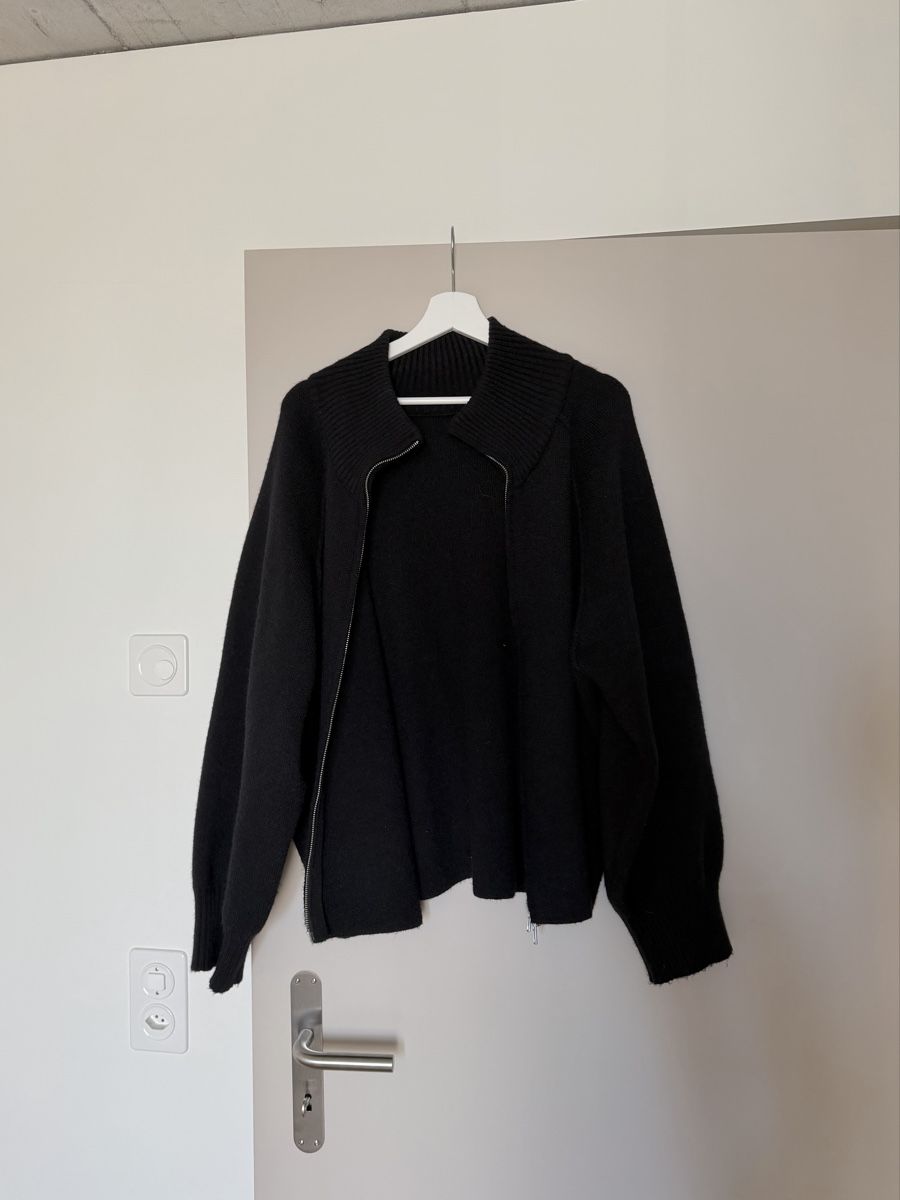 Pulls & Sweat-shirts: Wool Zip-Up Sweater – D'occasion à Kloten par preloved9 2