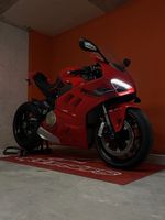 Ducati Panigale V4 (2024)