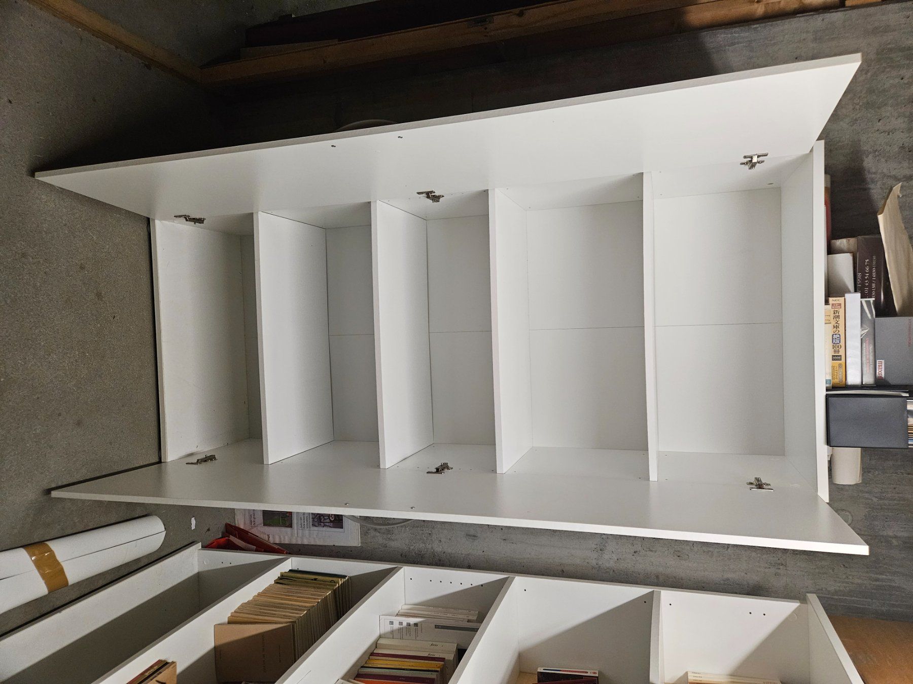 Armadi: Weisser grosser Schrank – Usato da Olten venduto da p_s_d75c 1