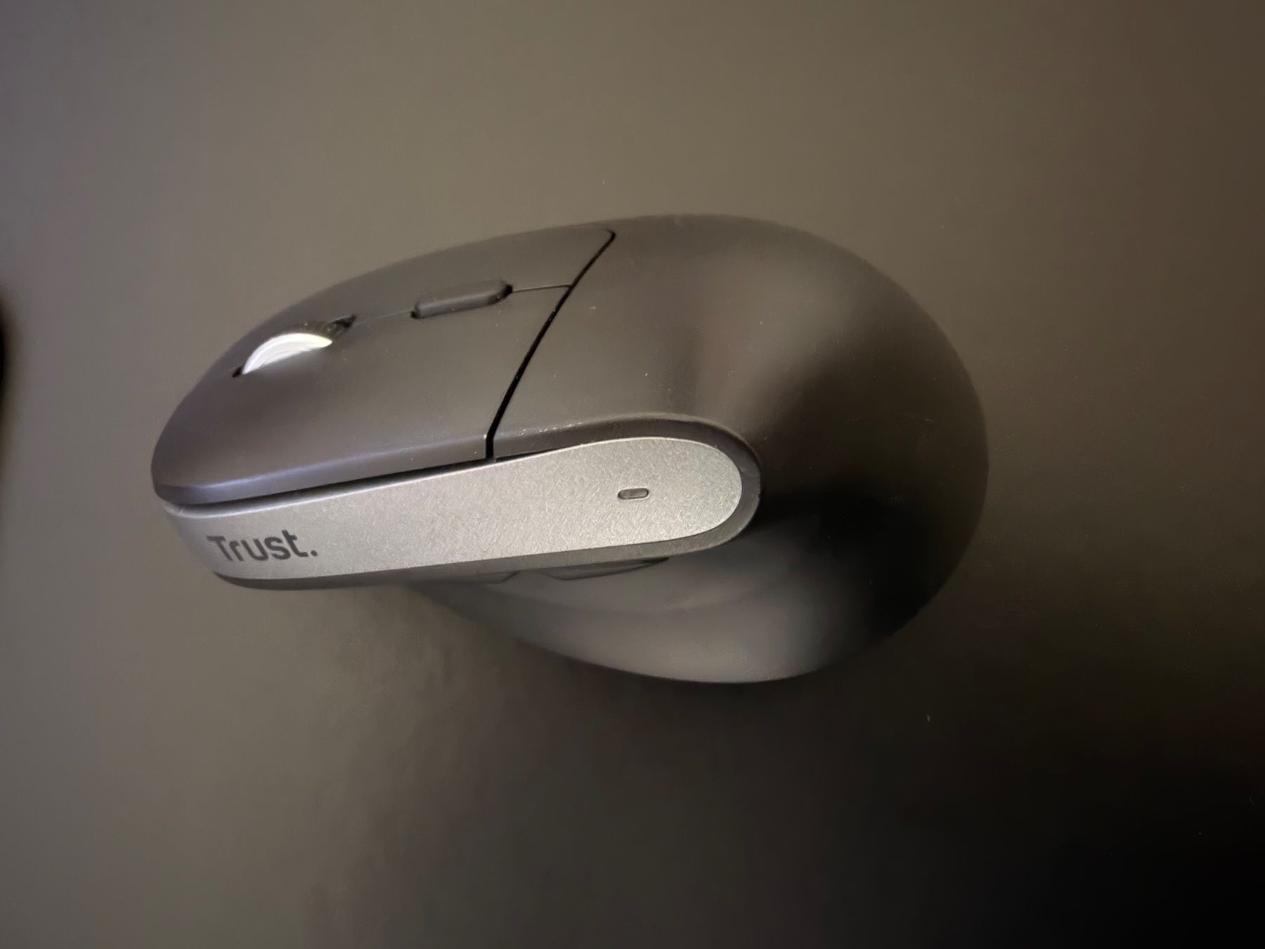 Trust Mouse: Ergonomische Maus von Trust – Usato da Utzigen venduto da aeg_dk8t