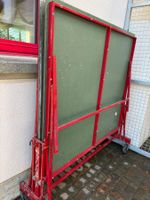 Ping Pong Tisch älter