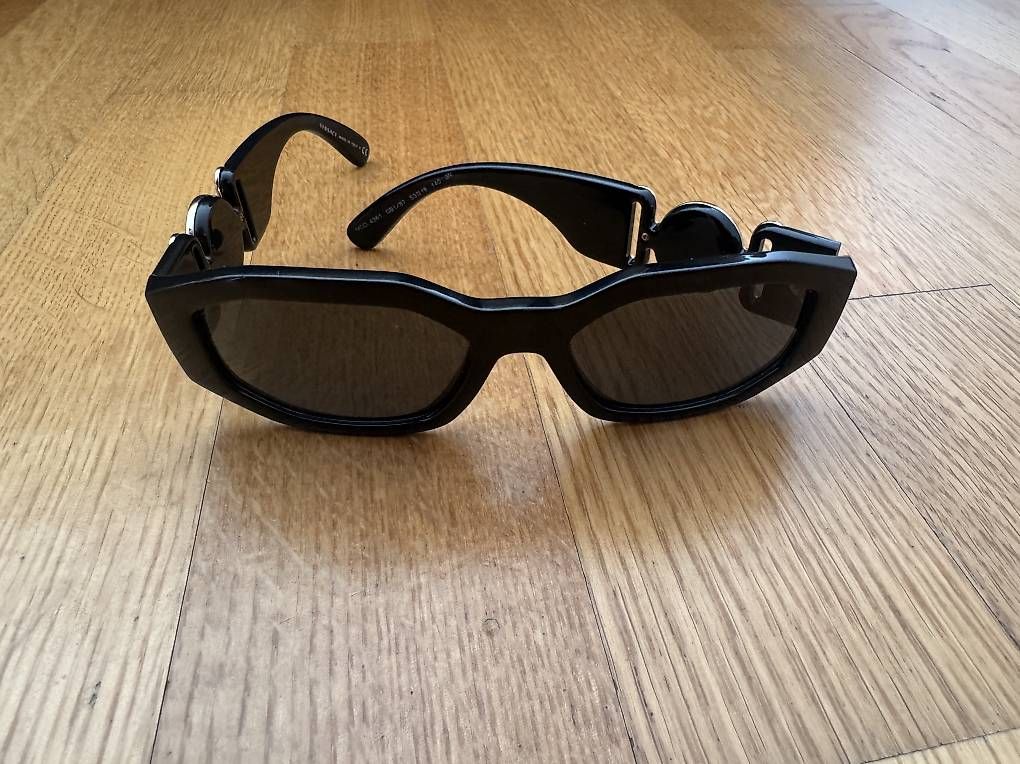 Brillen & Gläser: Versace Sonnenbrille – Gebraucht aus Basel von sel_57zp 3