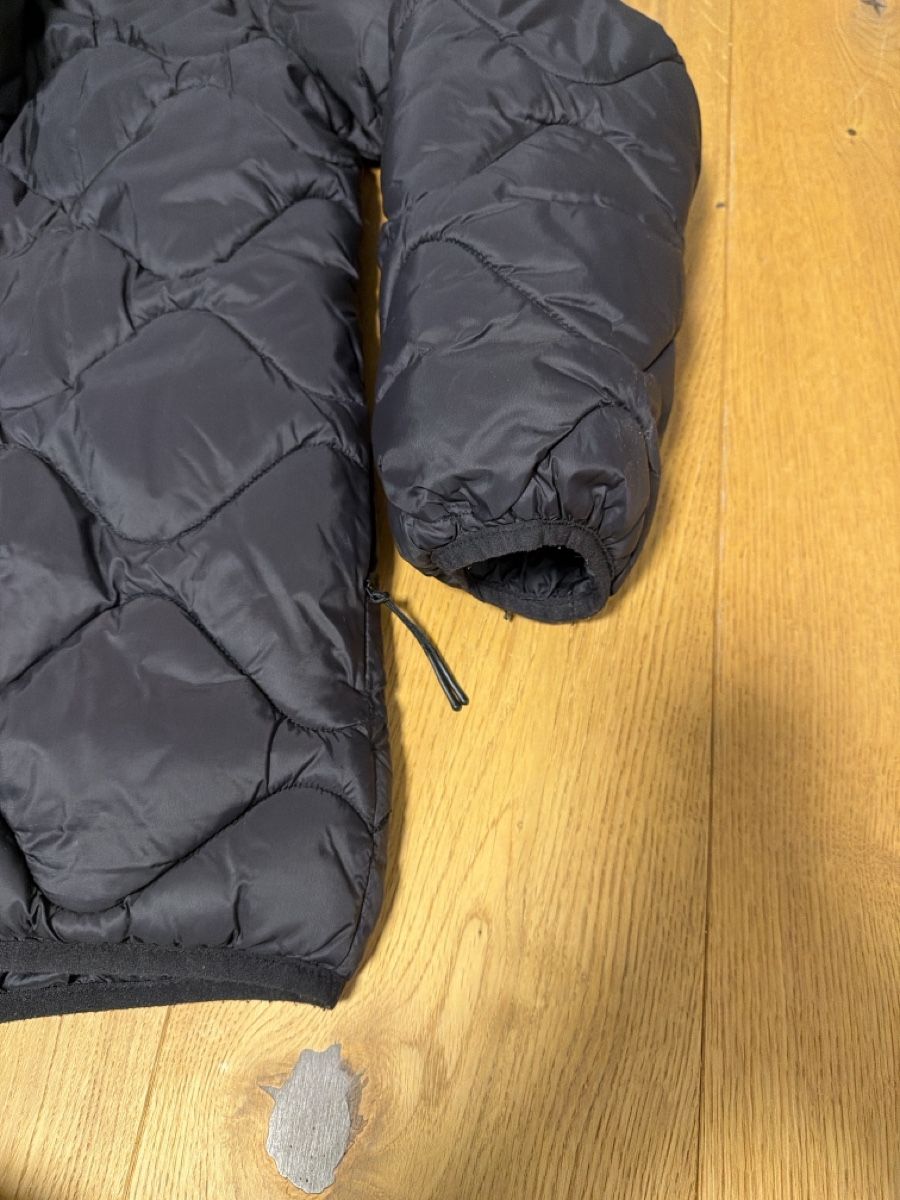 Jacken: Step Daunenjacke Gr. M / schwarz – Neu (gemäss Beschreibung) aus St. Gallen von Janeli. 2