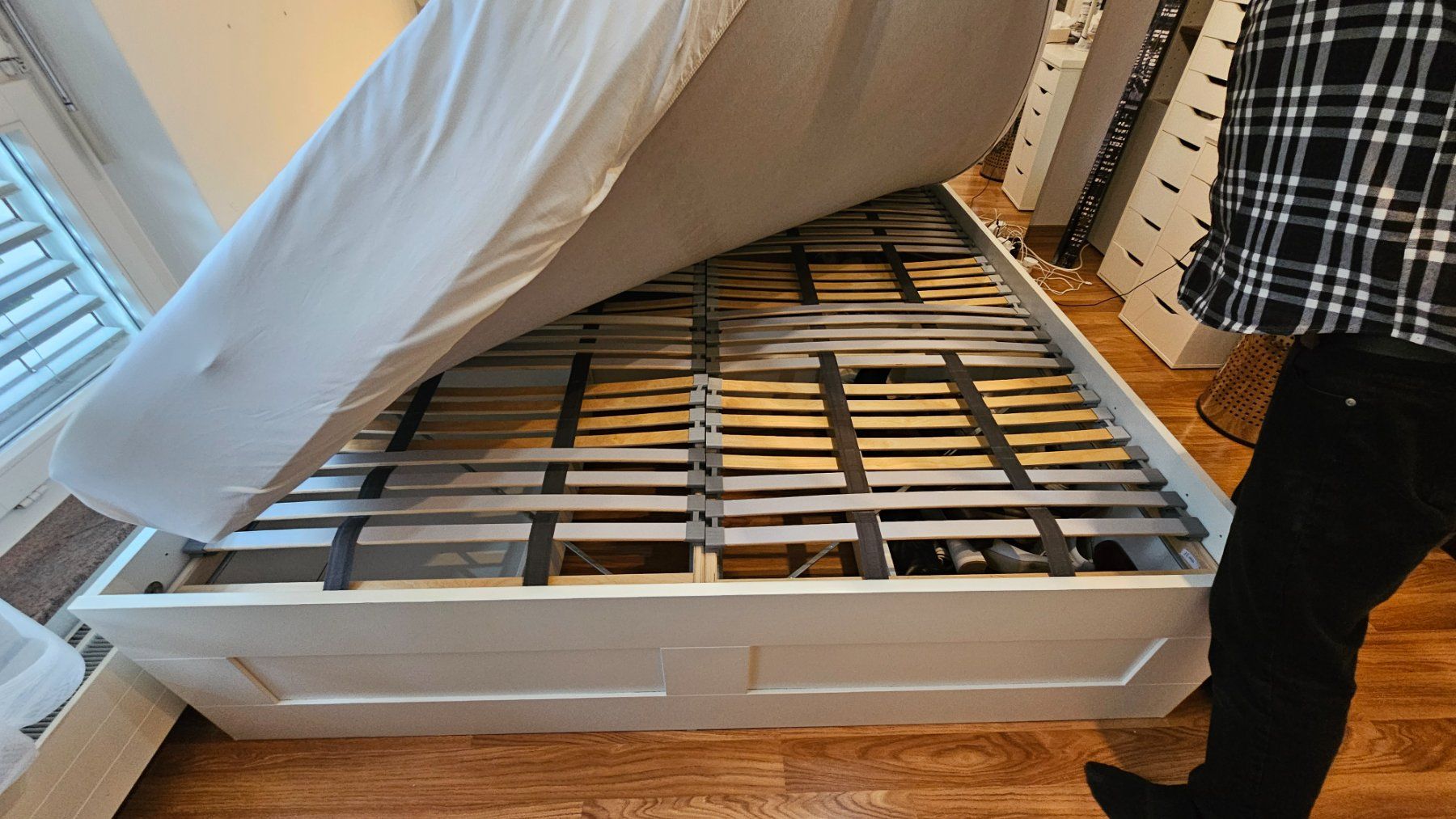 Ikea Betten: Ikea Brimnes Kingsize Bett – Gebraucht aus Küssnacht am Rigi von delanyc 9
