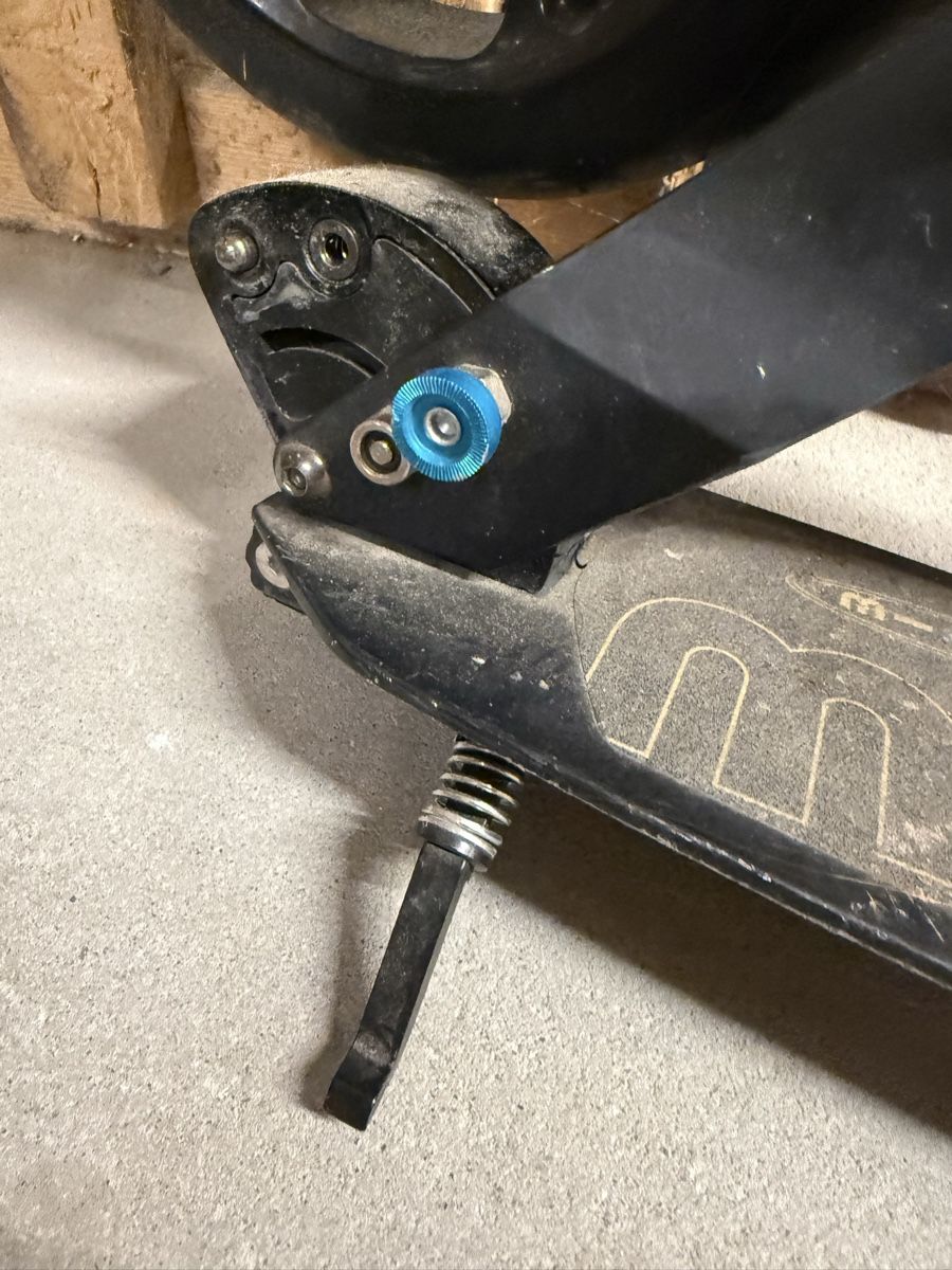 Scooter: Micro Mobility Scooter schwarz gebrauchter Zustand – Usato da Zürich venduto da estela22 3