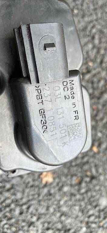 Tutti pezzi di ricambio auto: AGR – Usato da Bellikon venduto da concedo