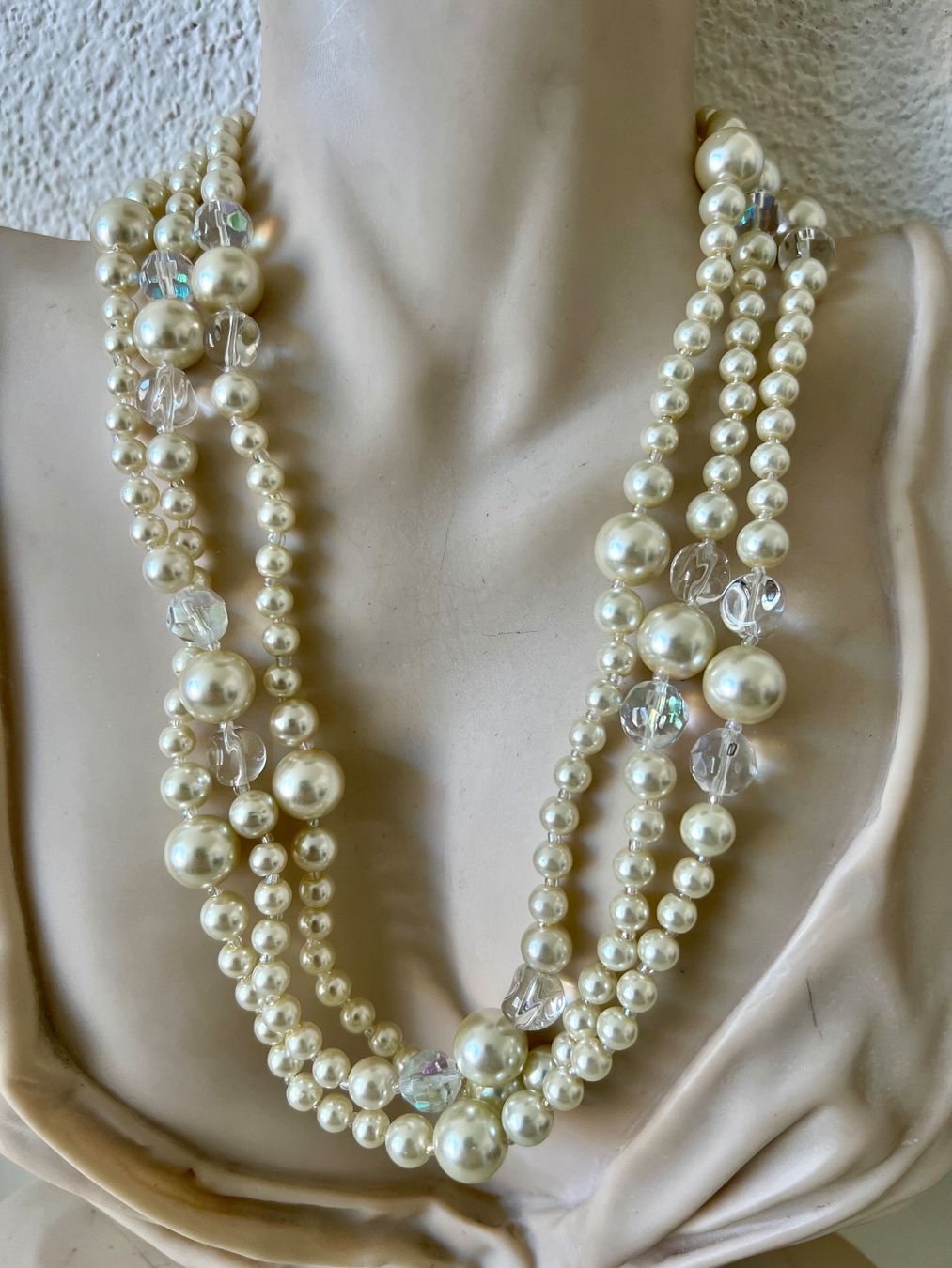 Catenine: Extra lange Perlenkette - 158 cm -  irisierende Kristalle – Usato da Ruswil venduto da artbyhand 9